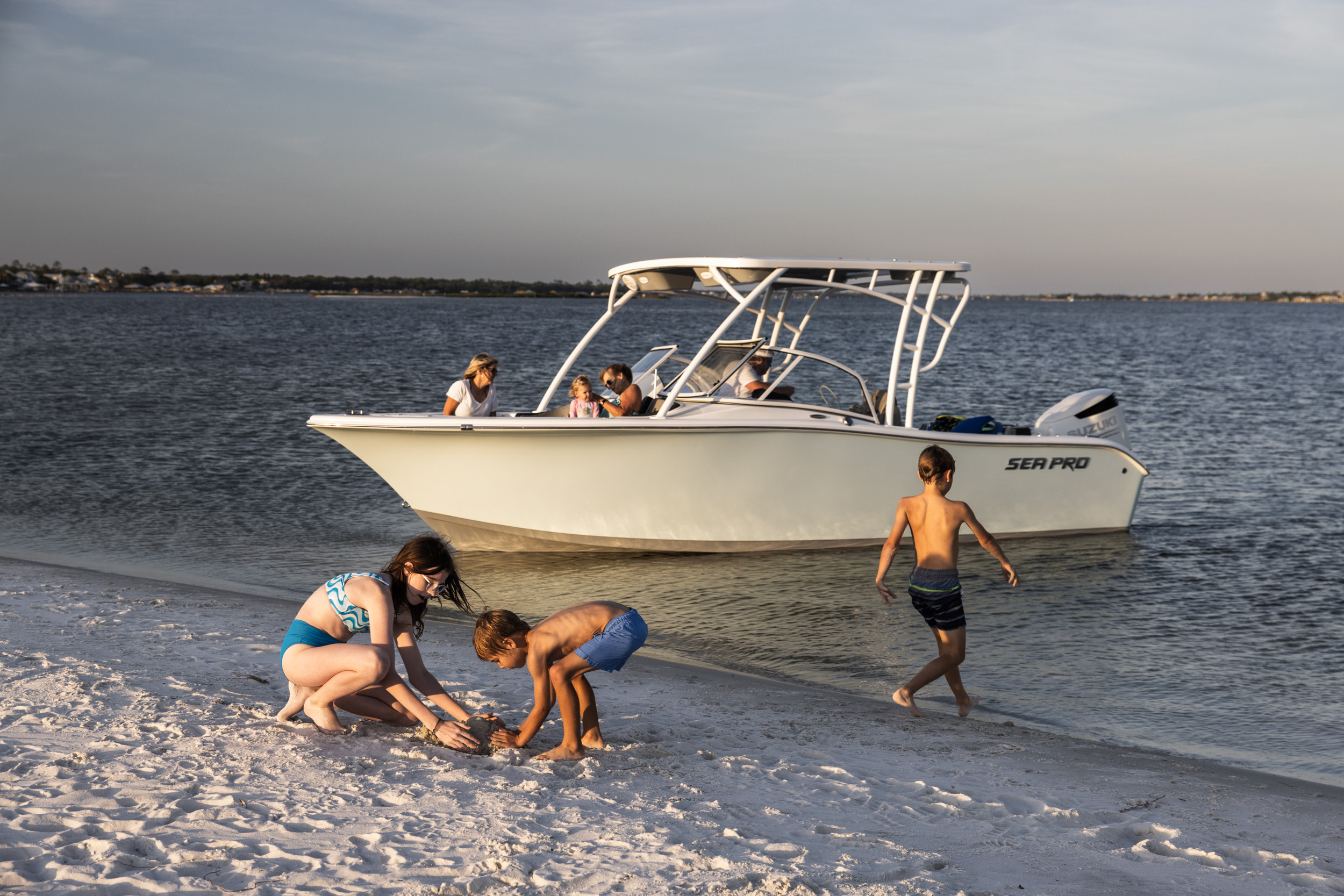 2023 Sea Pro Dual Console - 240 for sale in the Pompano Beach, FL area. Get the best drive out price on 2023 Sea Pro Dual Console - 240 and compare.