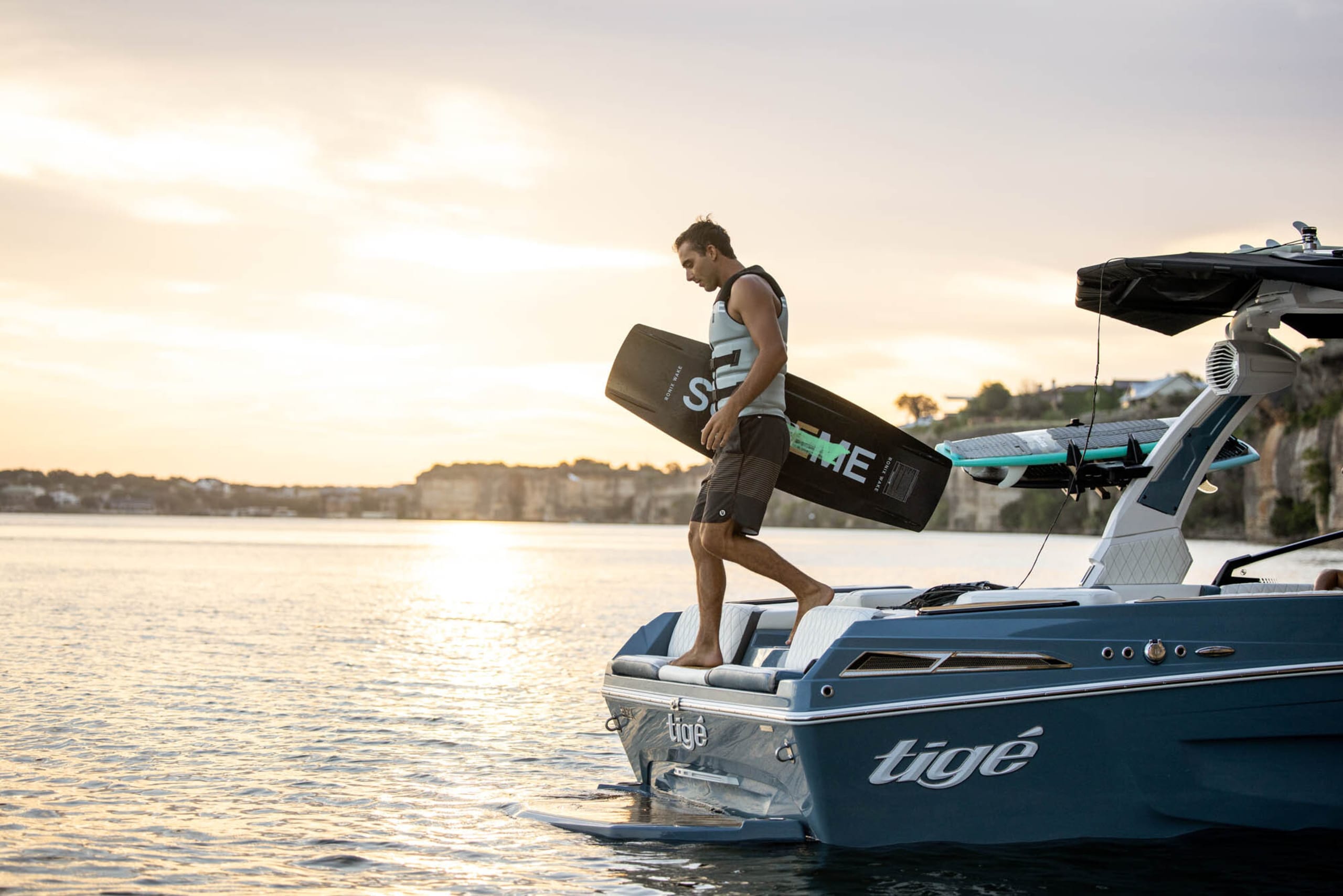 2023 Tige Boats 21 - ZX for sale in the Pompano Beach, FL area. Get the best drive out price on 2023 Tige Boats 21 - ZX and compare.