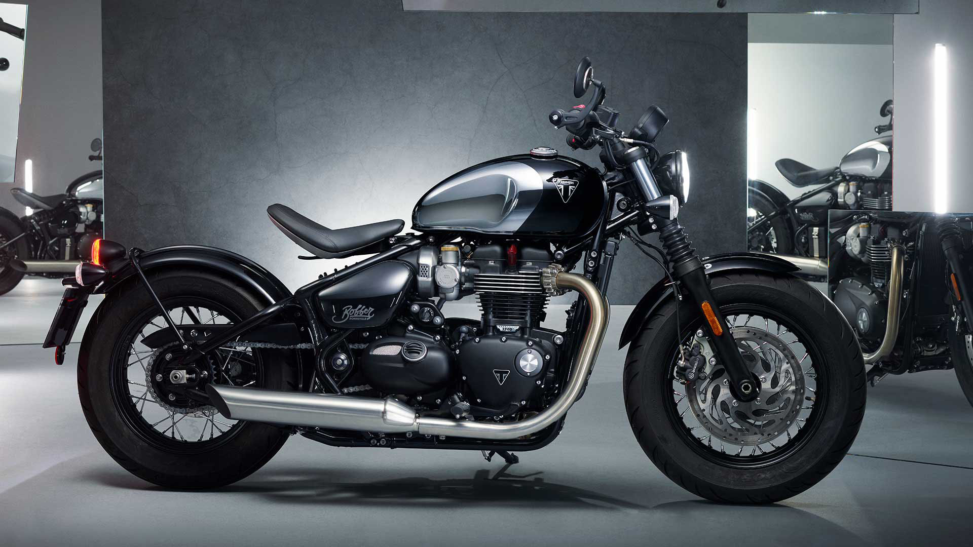 2023 Triumph BONNEVILLE - BOBBER Chrome Edition for sale in the Pompano Beach, FL area. Get the best drive out price on 2023 Triumph BONNEVILLE - BOBBER Chrome Edition and compare.