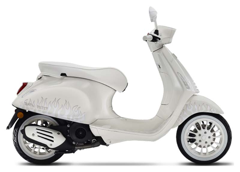 2023 Vespa Sprint - 150 Justin Beiber X for sale in the Pompano Beach, FL area. Get the best drive out price on 2023 Vespa Sprint - 150 Justin Beiber X and compare.