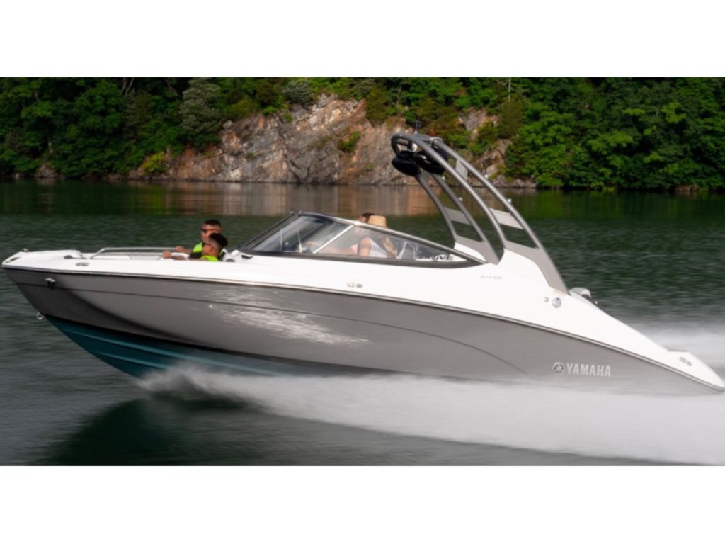 2023 Yamaha Boat 222 - SE for sale in the Pompano Beach, FL area. Get the best drive out price on 2023 Yamaha Boat 222 - SE and compare.