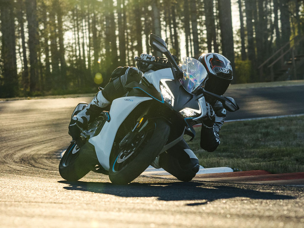 2024 CF MOTO 450 - SS for sale in the Pompano Beach, FL area. Get the best drive out price on 2024 CF MOTO 450 - SS and compare.