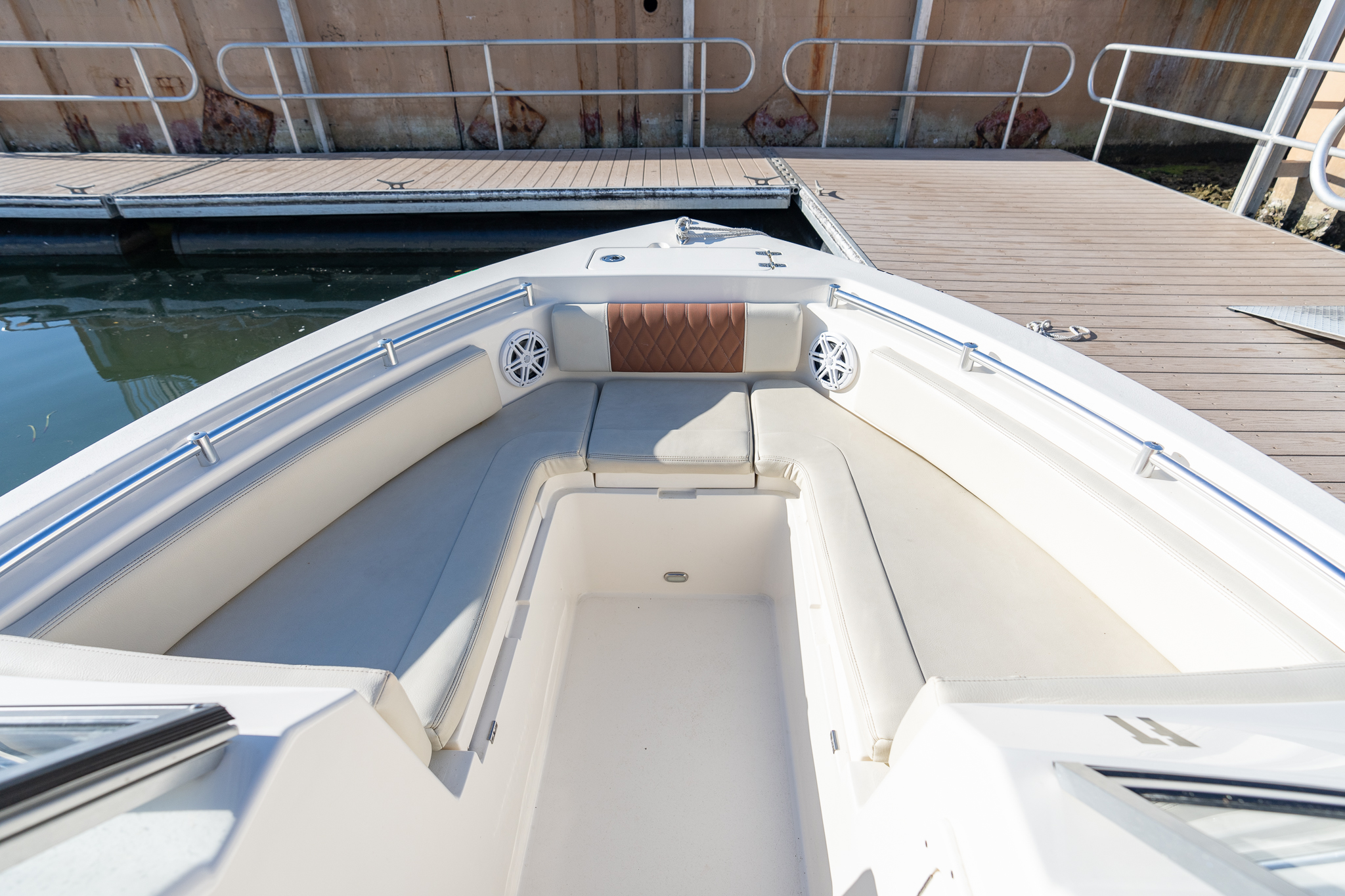 2024 Cobia 220 - DC for sale in the Pompano Beach, FL area. Get the best drive out price on 2024 Cobia 220 - DC and compare.