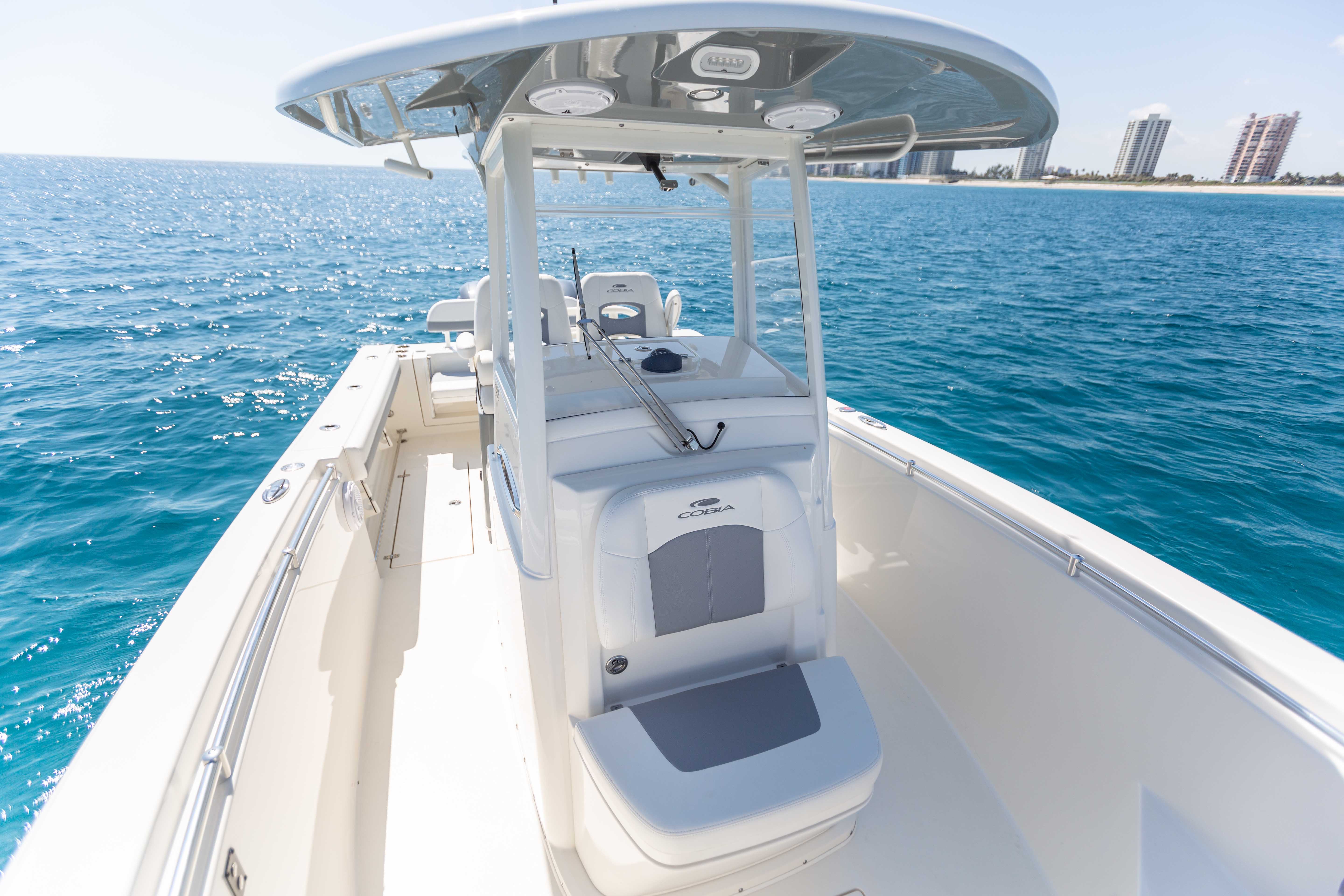 2024 Cobia 280 - CC for sale in the Pompano Beach, FL area. Get the best drive out price on 2024 Cobia 280 - CC and compare.