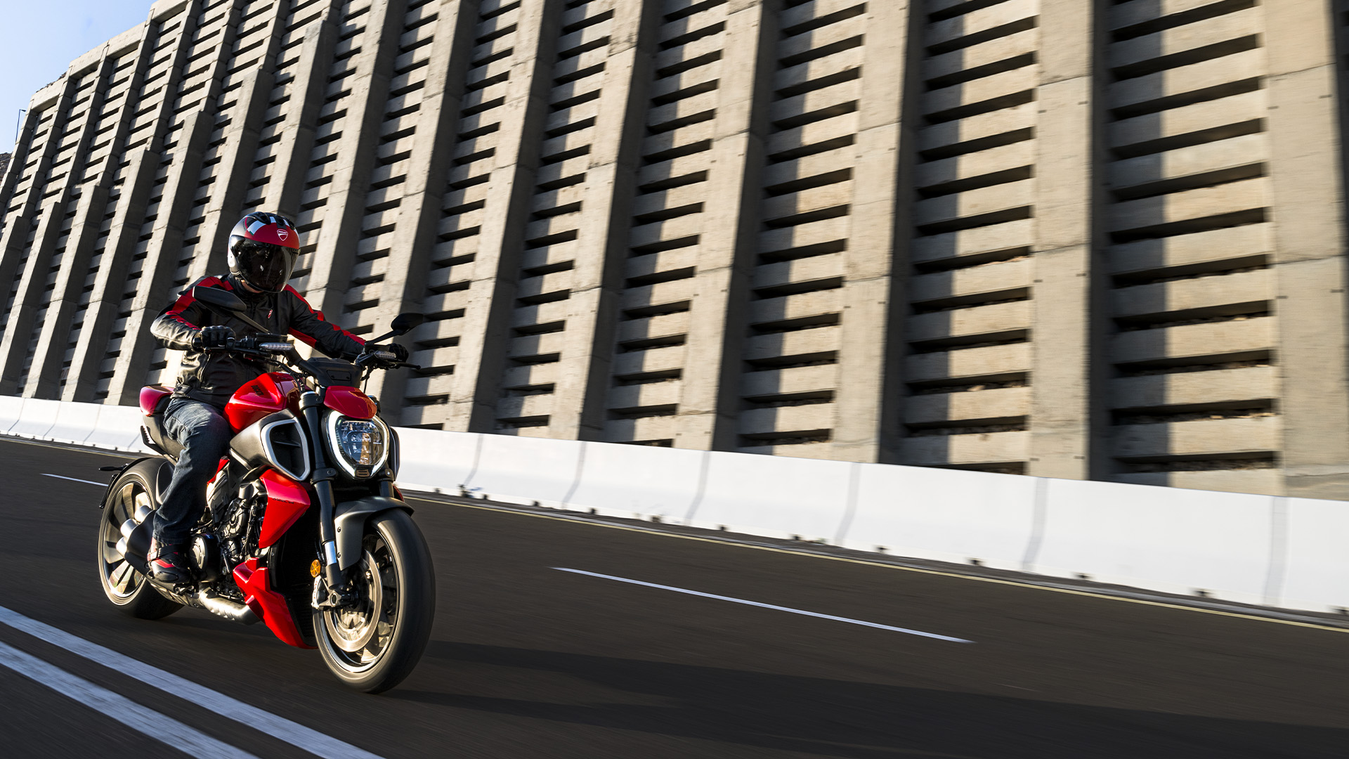 2024 Ducati Diavel - V4 for sale in the Pompano Beach, FL area. Get the best drive out price on 2024 Ducati Diavel - V4 and compare.