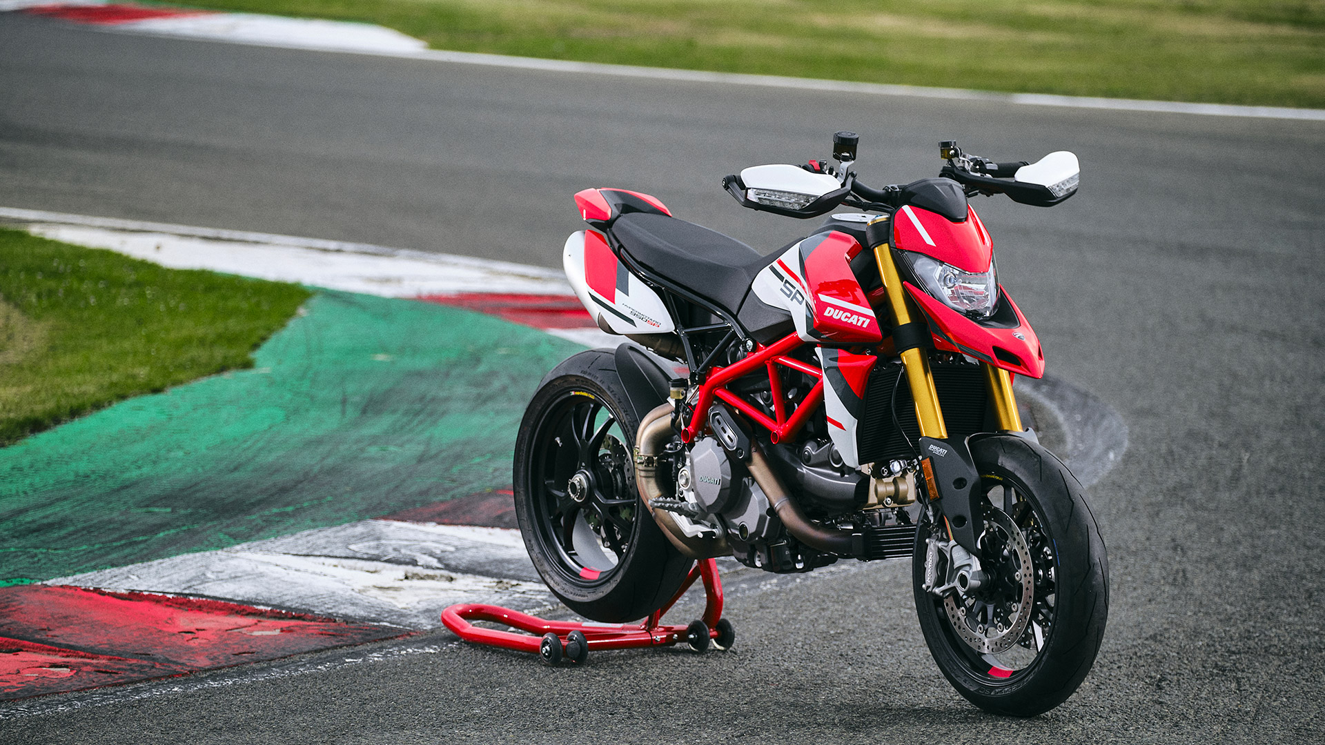 2024 Ducati Hypermotard - 950 SP for sale in the Pompano Beach, FL area. Get the best drive out price on 2024 Ducati Hypermotard - 950 SP and compare.