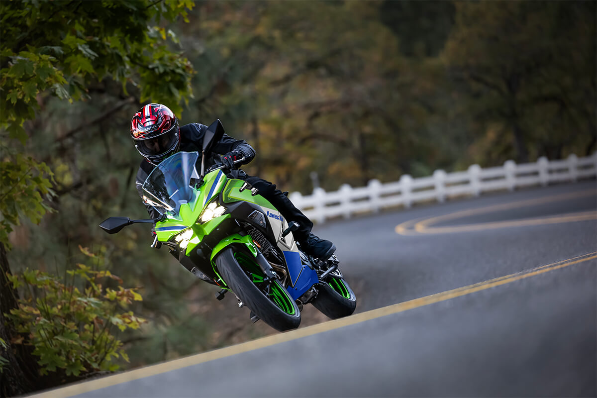 2024 Kawasaki NINJA® 500 - SE 40th Anniversary Edition ABS for sale in the Pompano Beach, FL area. Get the best drive out price on 2024 Kawasaki NINJA® 500 - SE 40th Anniversary Edition ABS and compare.