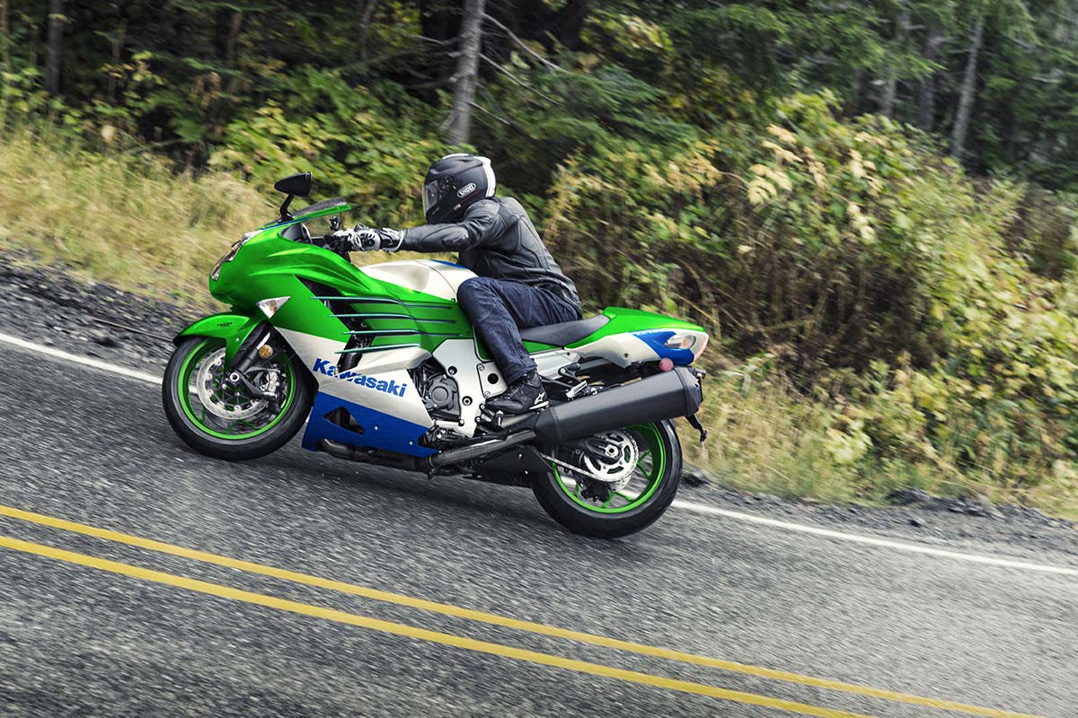 2024 Kawasaki NINJA® ZX™ - 14R 40th Anniversary Edition ABS for sale in the Pompano Beach, FL area. Get the best drive out price on 2024 Kawasaki NINJA® ZX™ - 14R 40th Anniversary Edition ABS and compare.