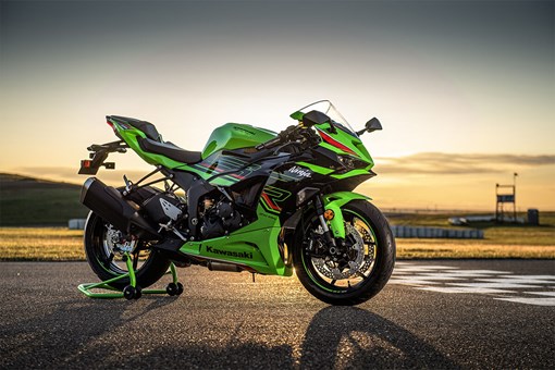 2024 Kawasaki NINJA® ZX™ - 6R KRT Edition ABS for sale in the Pompano Beach, FL area. Get the best drive out price on 2024 Kawasaki NINJA® ZX™ - 6R KRT Edition ABS and compare.