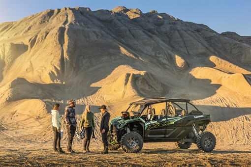 2024 Kawasaki TERYX KRX® - 4 1000 SE for sale in the Pompano Beach, FL area. Get the best drive out price on 2024 Kawasaki TERYX KRX® - 4 1000 SE and compare.