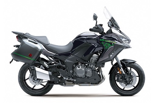 2024 Kawasaki VERSYS® - 1000 SE LT+ for sale in the Pompano Beach, FL area. Get the best drive out price on 2024 Kawasaki VERSYS® - 1000 SE LT+ and compare.