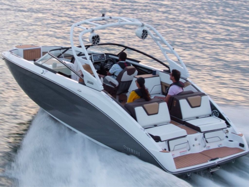 2024 Yamaha Boat 252 - S for sale in the Pompano Beach, FL area. Get the best drive out price on 2024 Yamaha Boat 252 - S and compare.