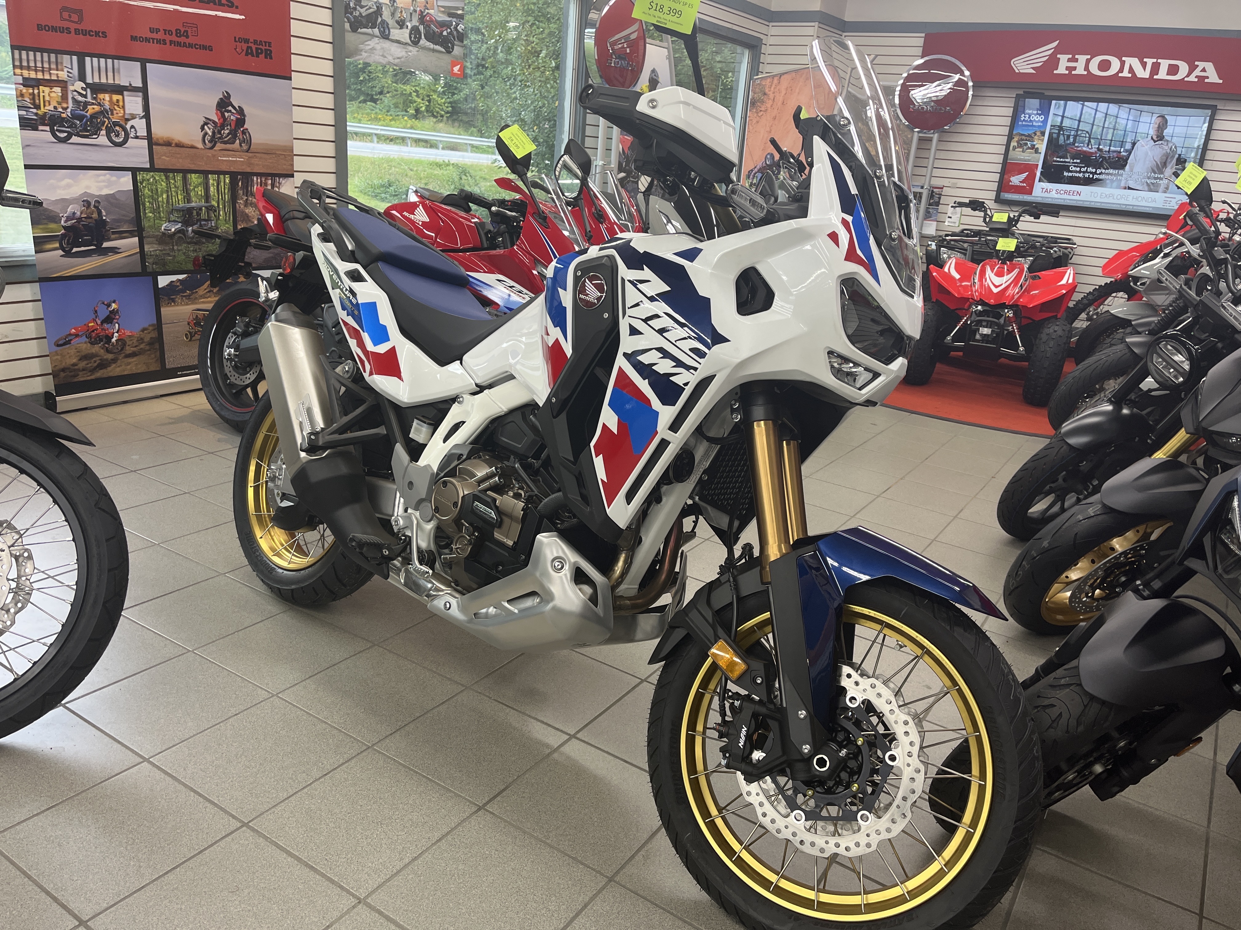 2024 HONDA AFRICA TWIN ADVENTURE SPORTS ES DCT