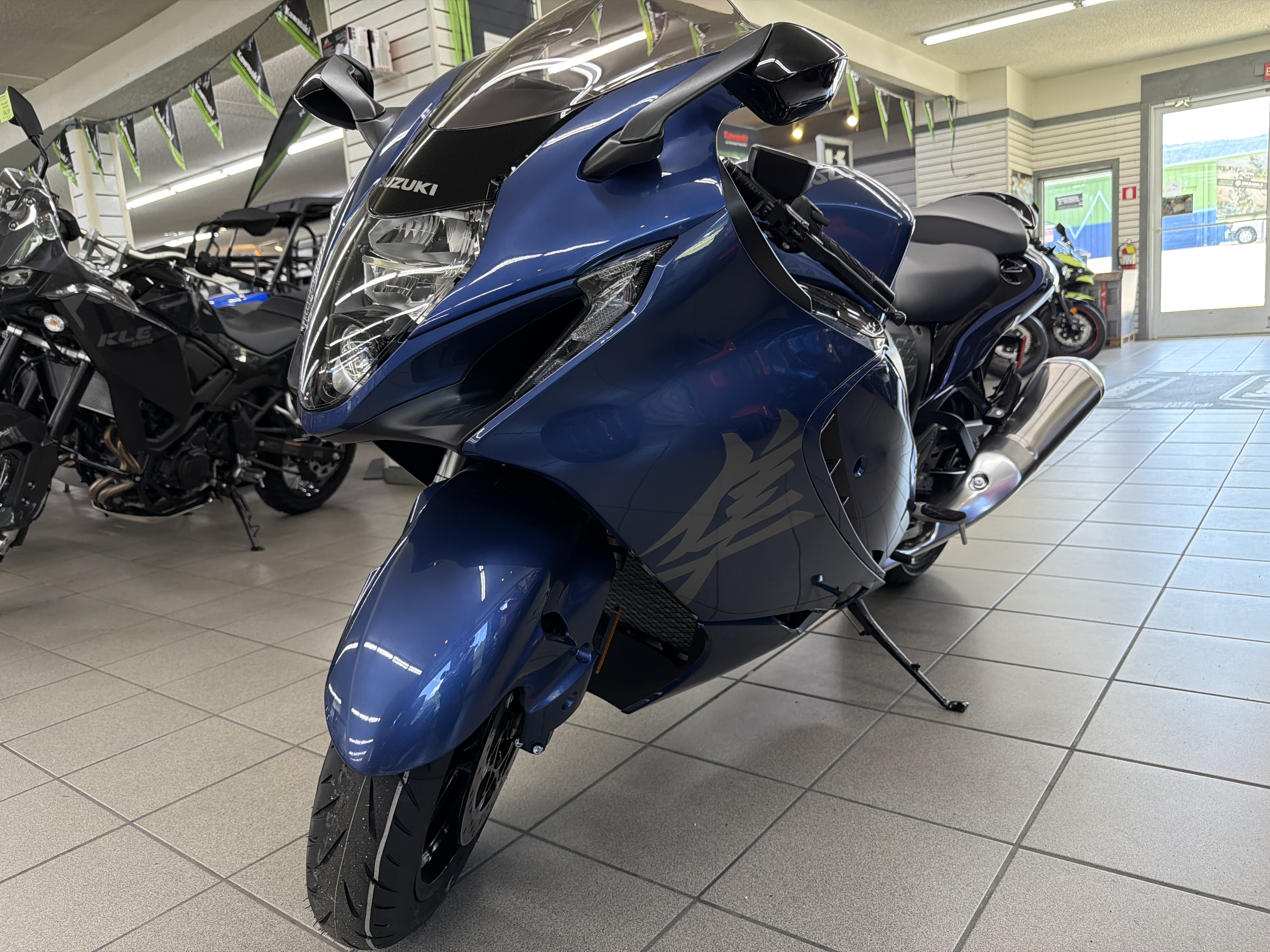2027 SUZUKI HAYABUSA BASE