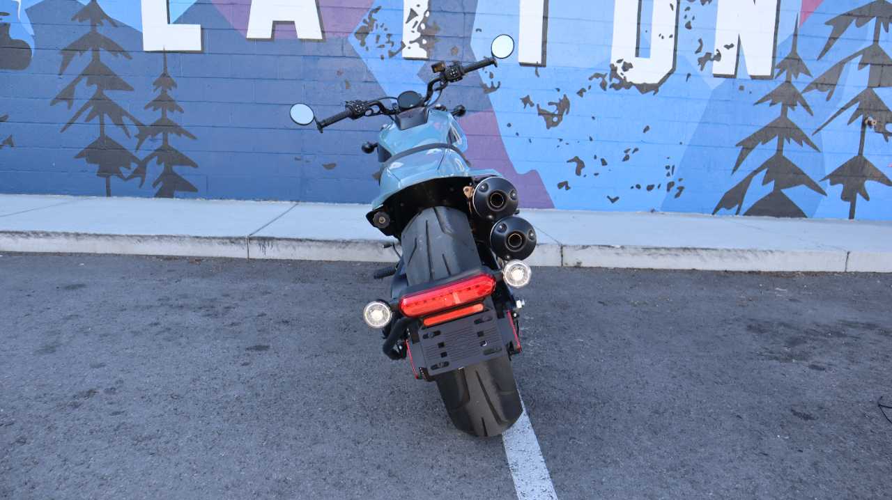 HARLEY-DAVIDSON NIGHTSTER RH975
