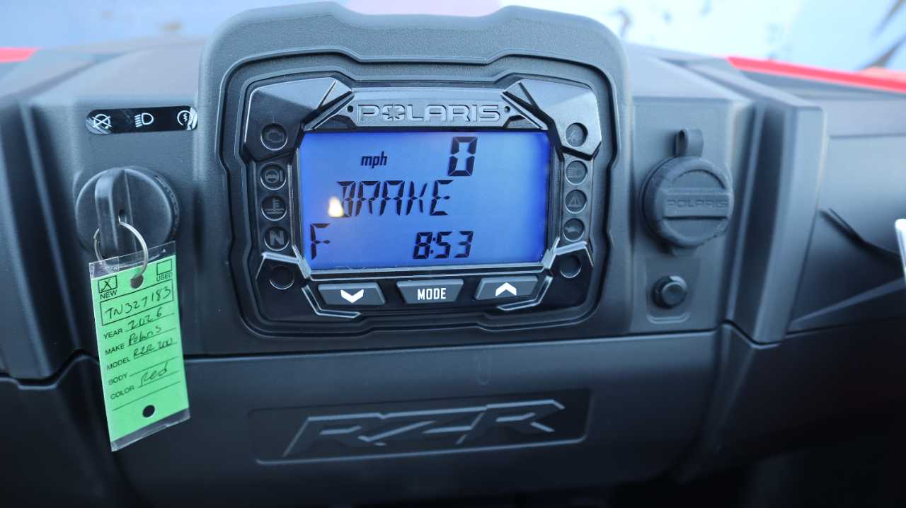 POLARIS RZR 200 EFI