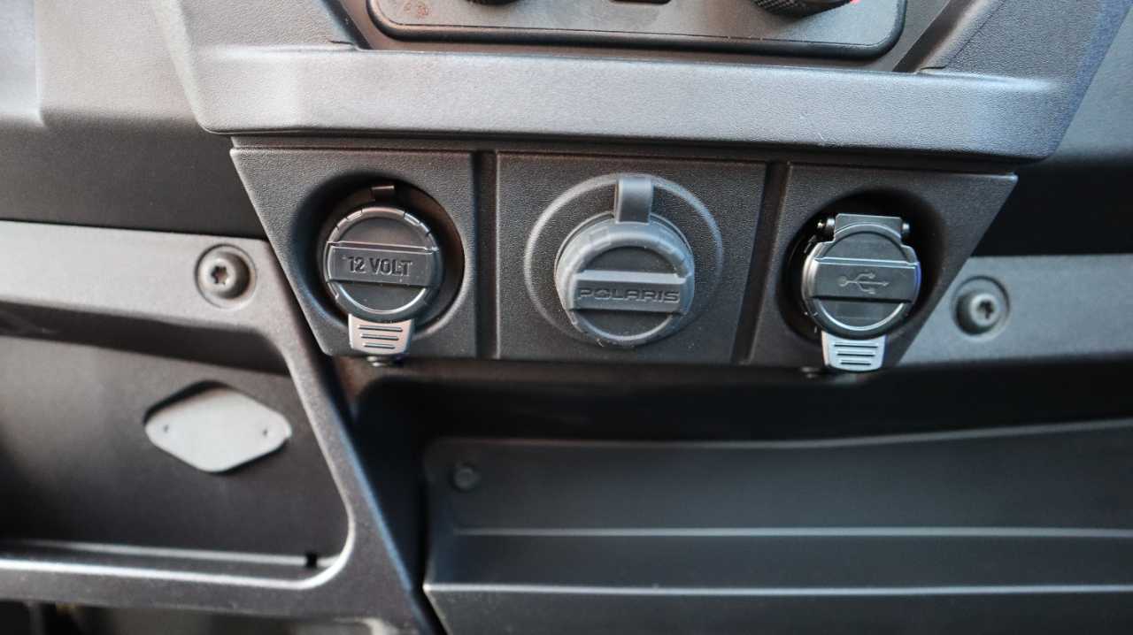 POLARIS RANGER XP 1000 CAB