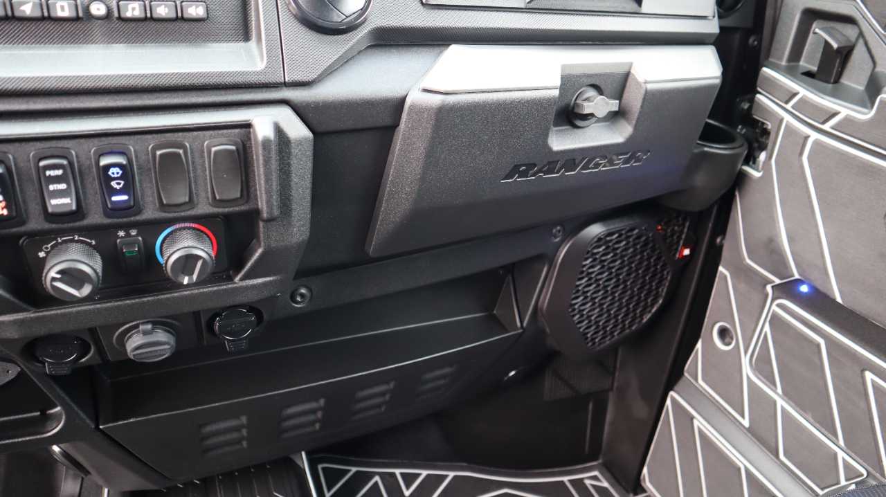 POLARIS RANGER CREW XP 1000 NS ULTIMATE SIGNATURE SERIES