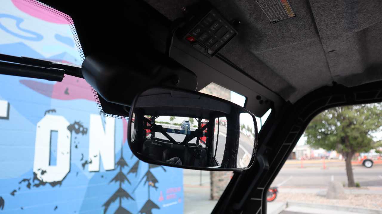 POLARIS RANGER CREW XP 1000 NS ULTIMATE SIGNATURE SERIES