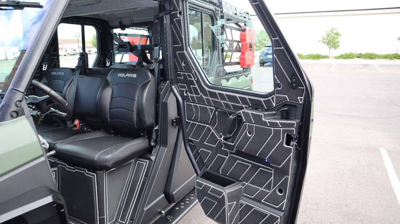 POLARIS RANGER CREW XP 1000 NS ULTIMATE SIGNATURE SERIES