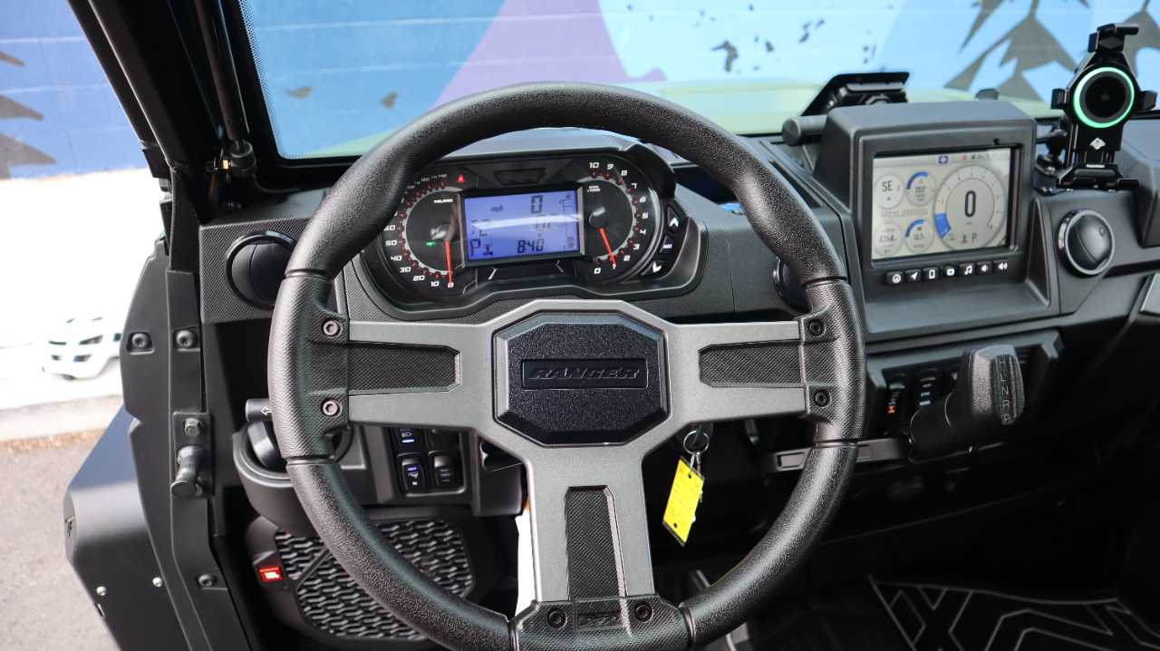 POLARIS RANGER CREW XP 1000 NS ULTIMATE SIGNATURE SERIES