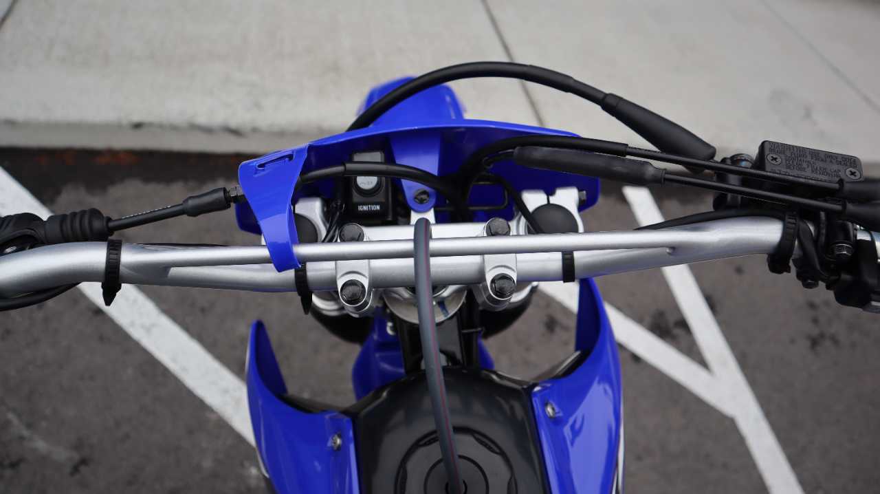 YAMAHA TT R230