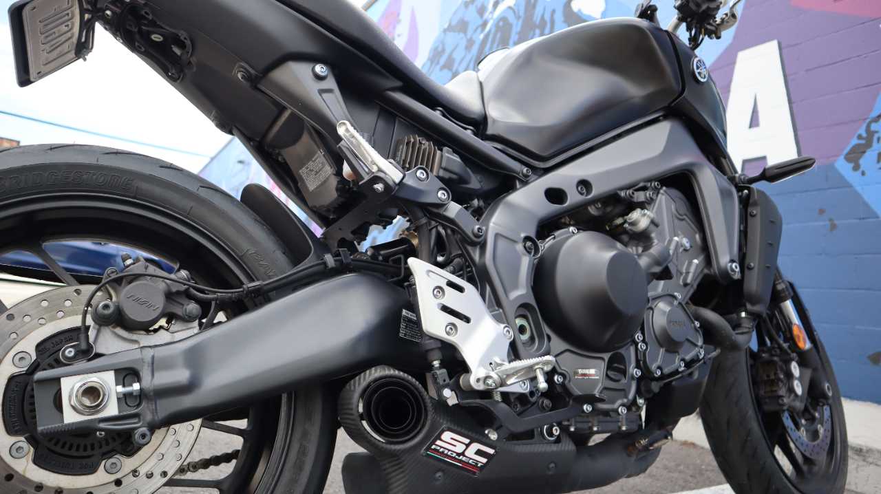 YAMAHA MT 09