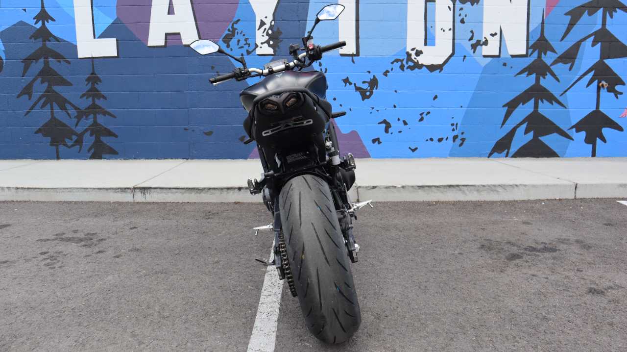 YAMAHA MT 09