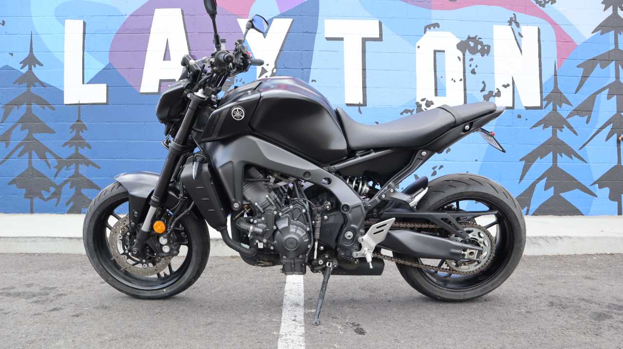 YAMAHA MT 09