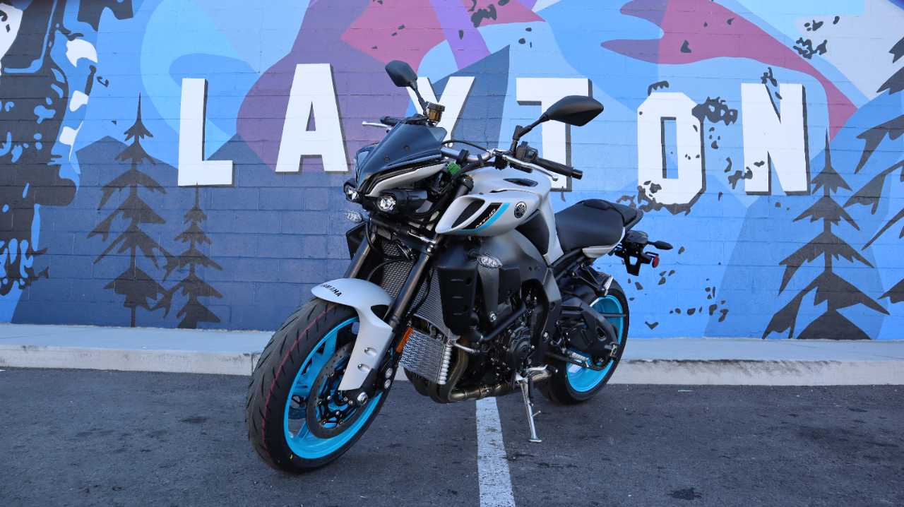 YAMAHA MT 10