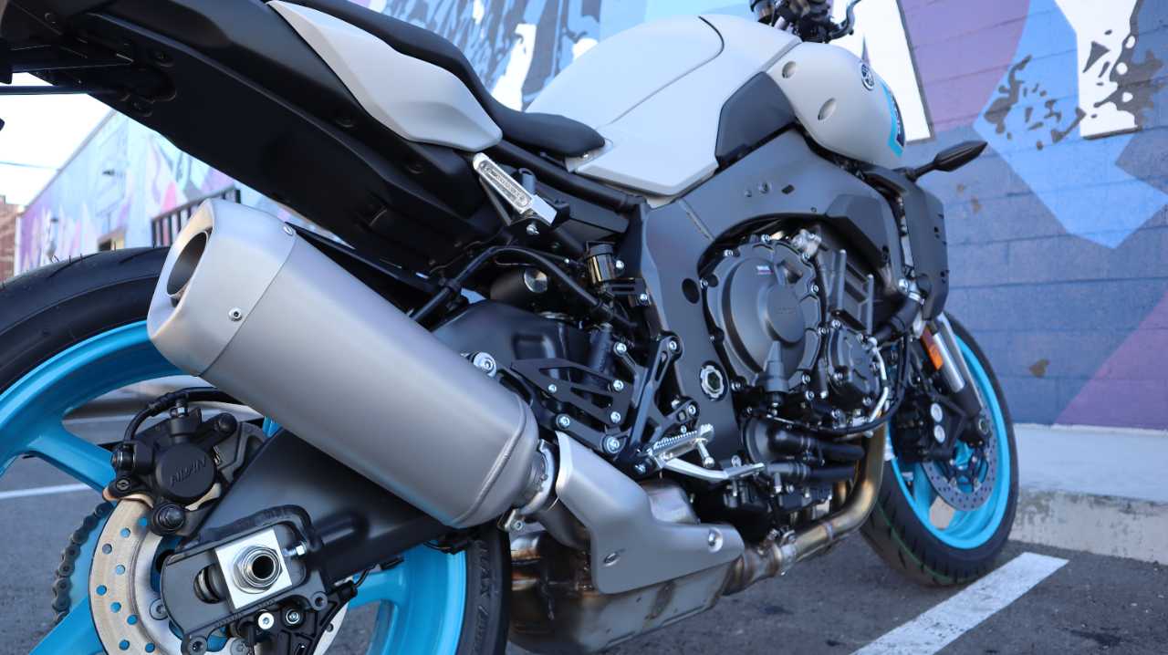 YAMAHA MT 10