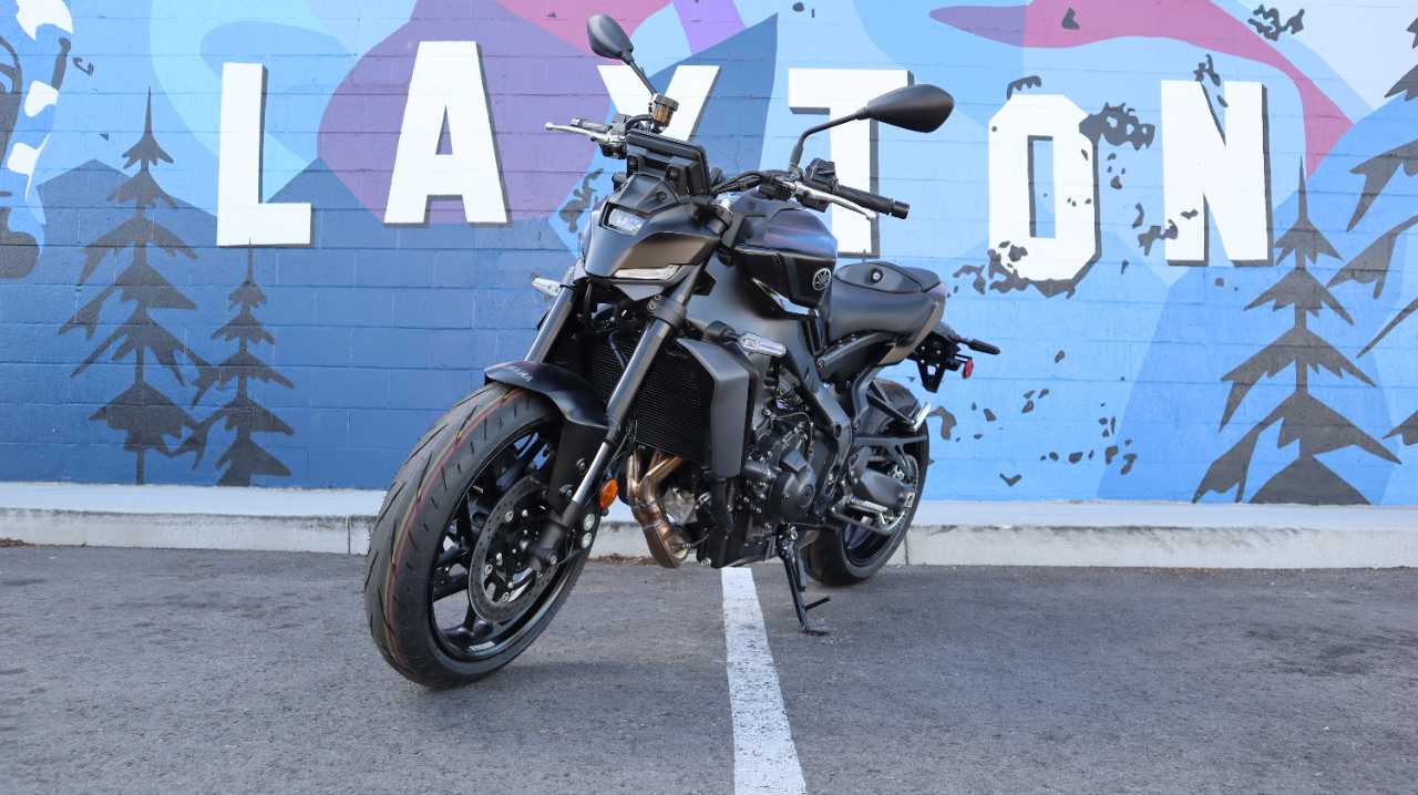 YAMAHA MT 09
