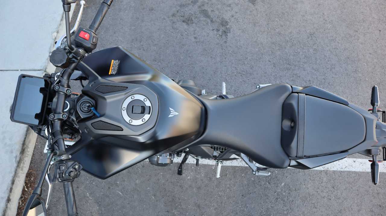 YAMAHA MT 09