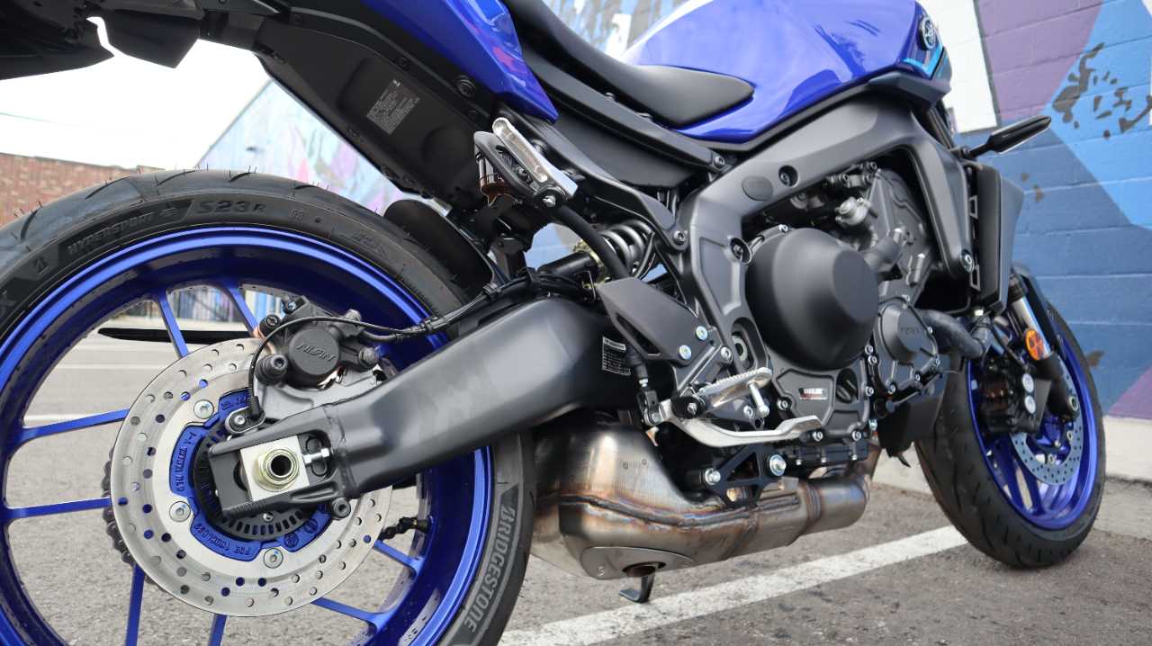 YAMAHA MT 09 TEAM YAMAHA BLUE