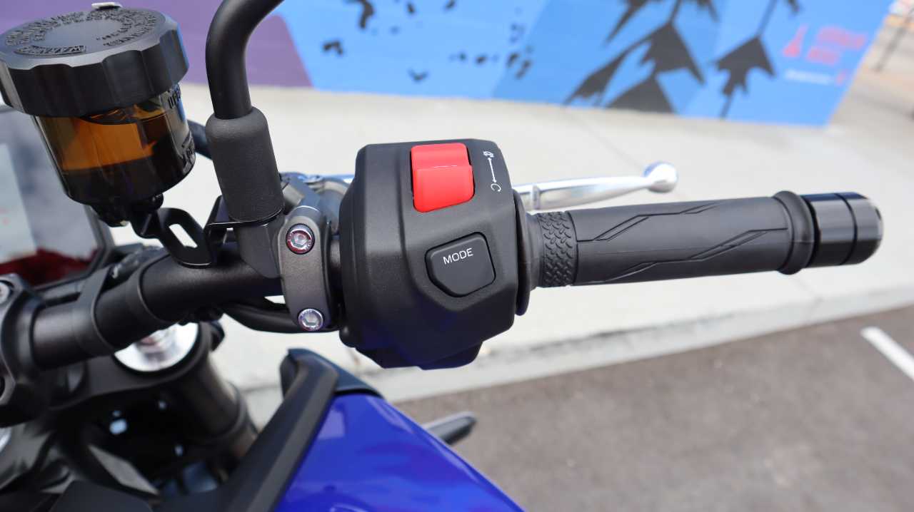 YAMAHA MT 09 TEAM YAMAHA BLUE