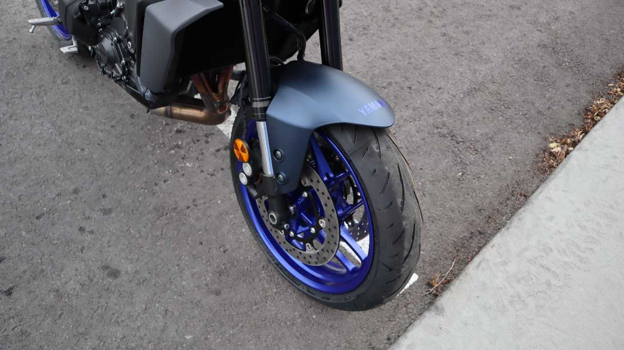 YAMAHA MT 09 TEAM YAMAHA BLUE