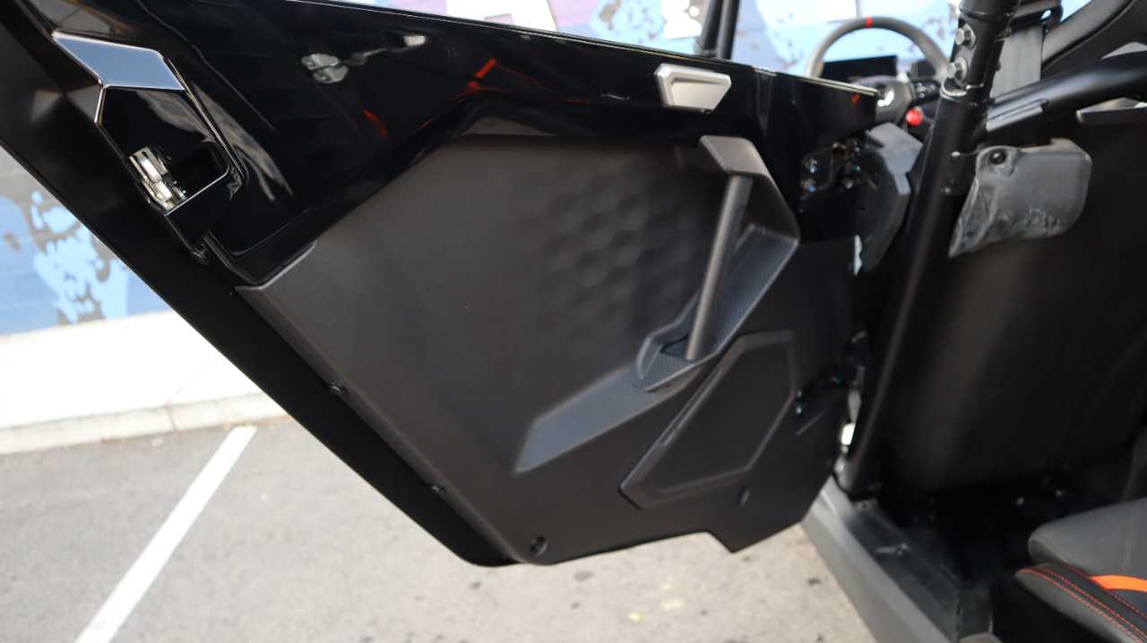 CFMOTO ZFORCE Z10-4