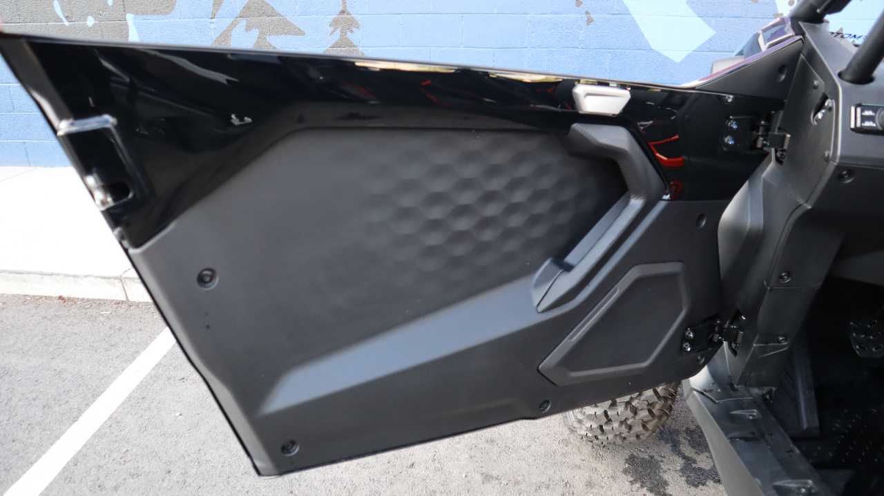 CFMOTO ZFORCE Z10-4