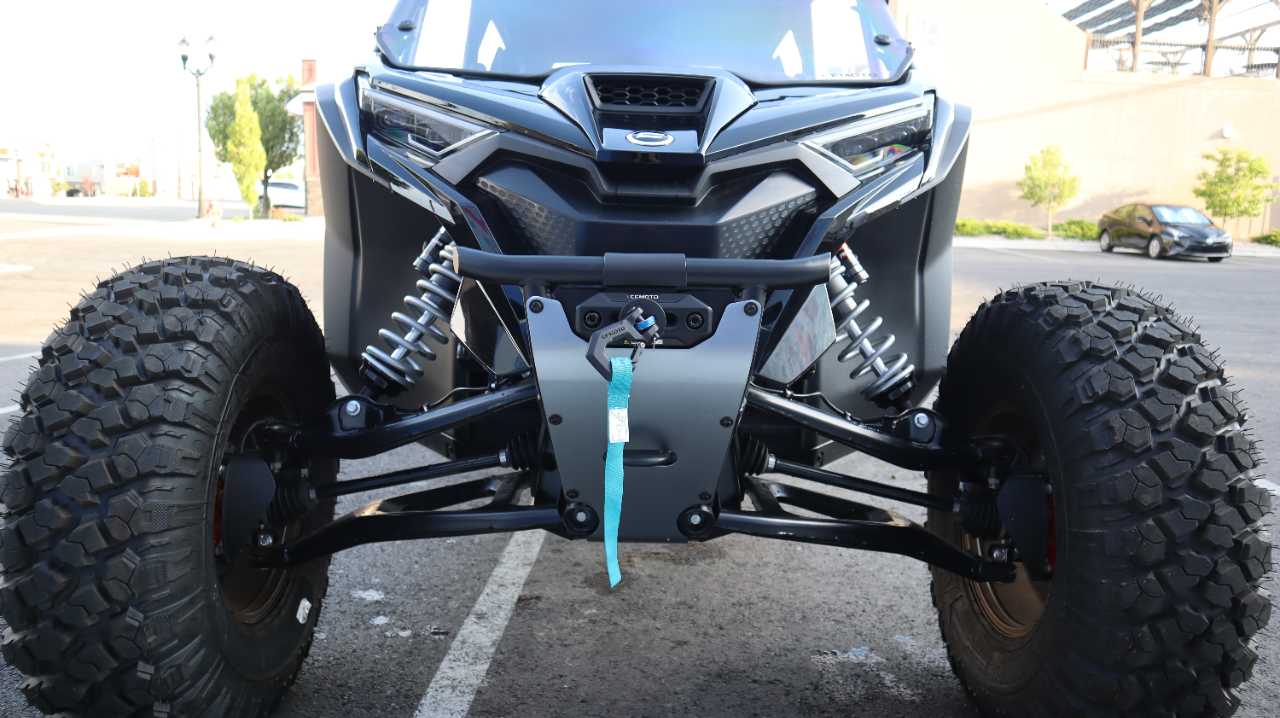CFMOTO ZFORCE Z10-4