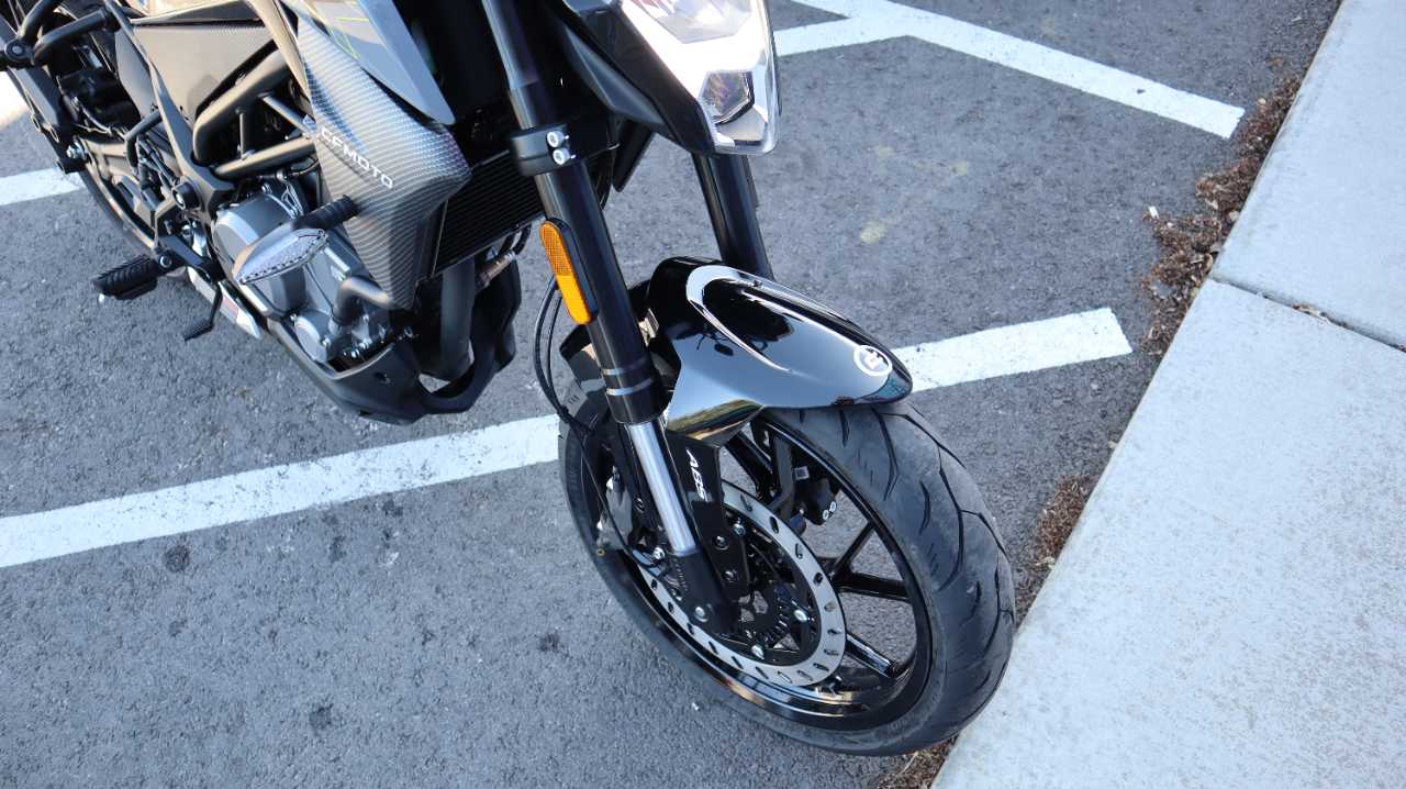 CFMOTO 300NK