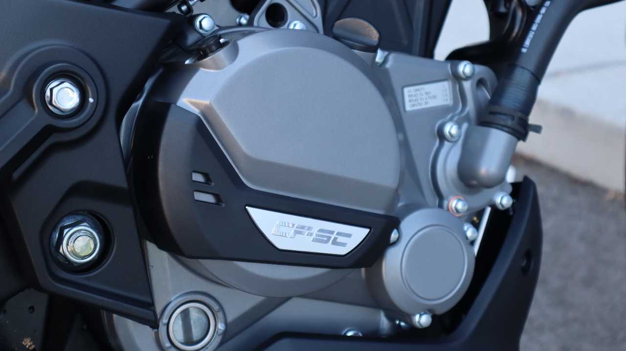 CFMOTO 300NK