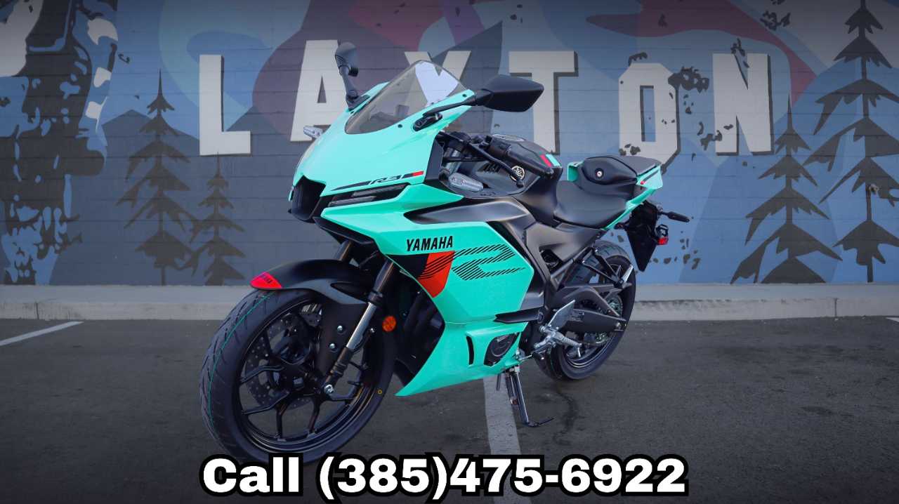YAMAHA YZF R3