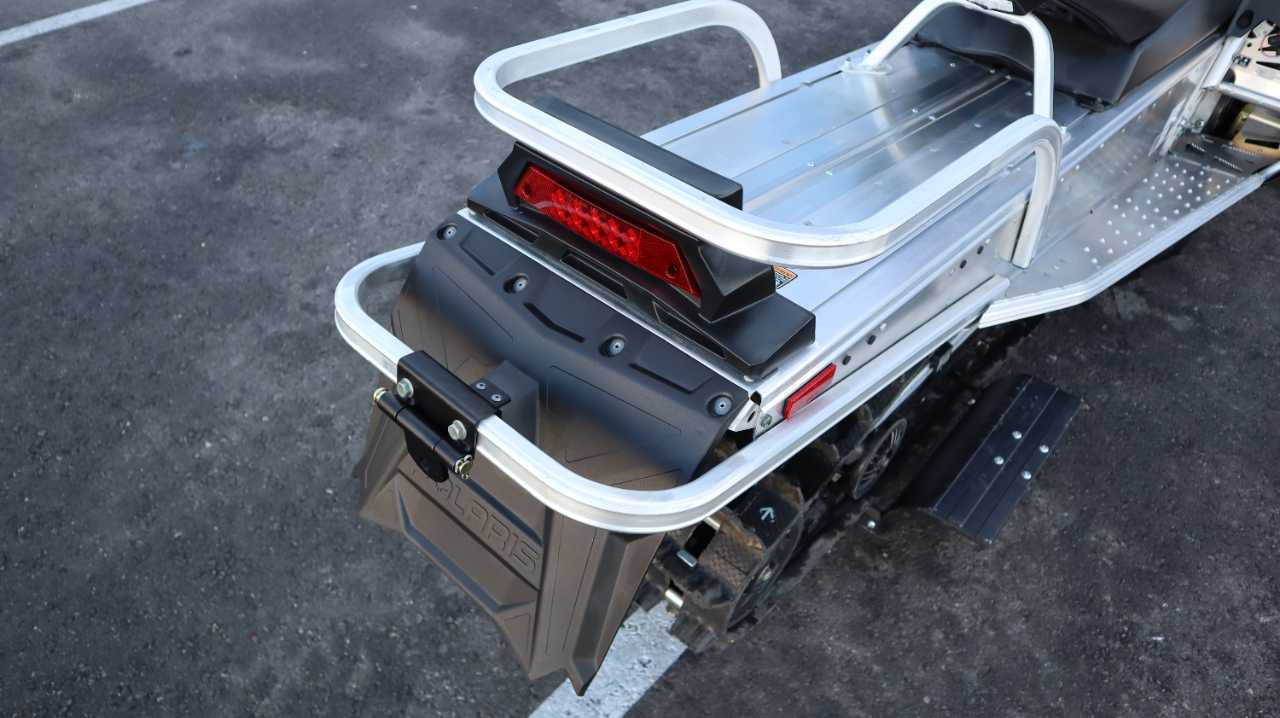 POLARIS VOYAGEUR 550 155