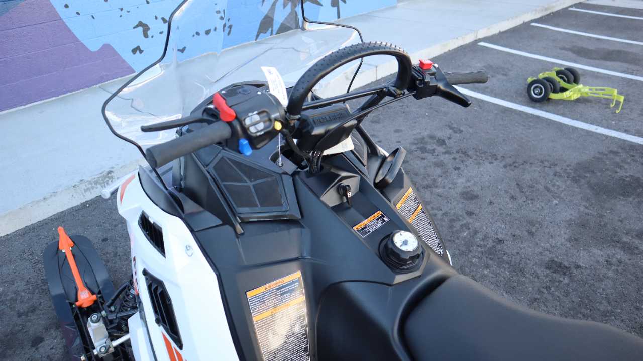 POLARIS VOYAGEUR 550 155