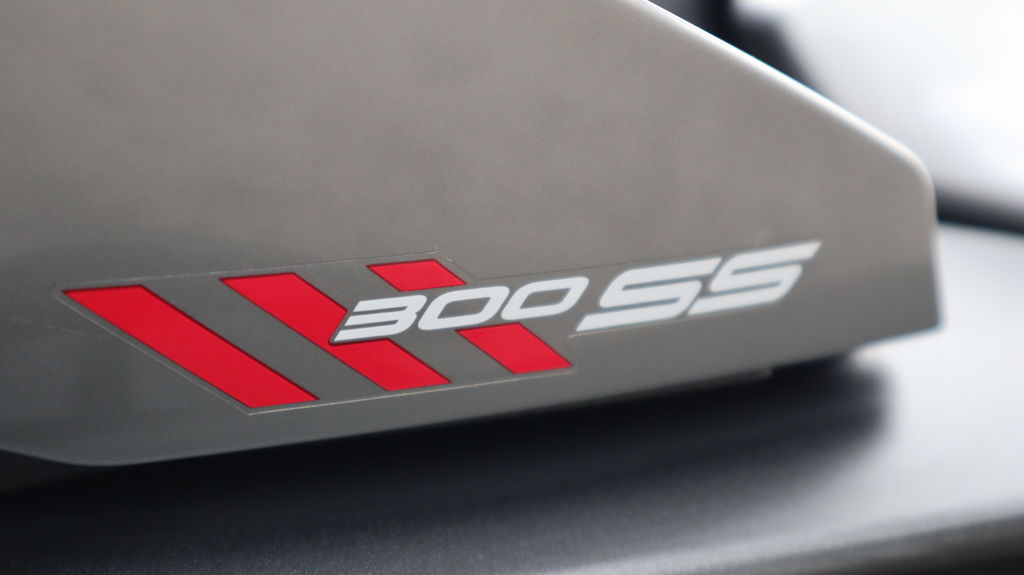 CFMOTO 300SS