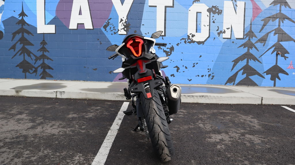 CFMOTO 300SS