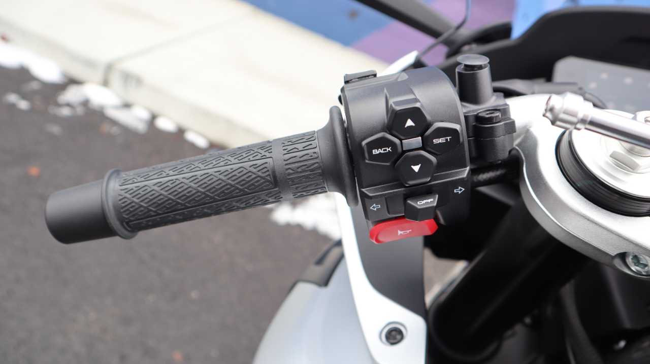 CFMOTO 675SS