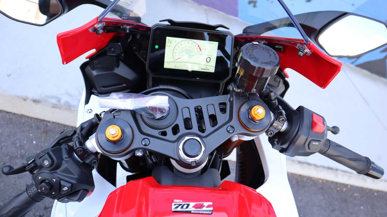 YAMAHA YZF R7